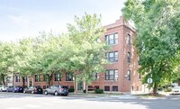 Building Photo - Bowmanville Top Floor Two Bed/One Bath ~ P...