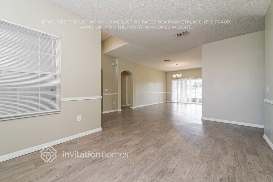 Building Photo - 467 Tamarind Parke Ln