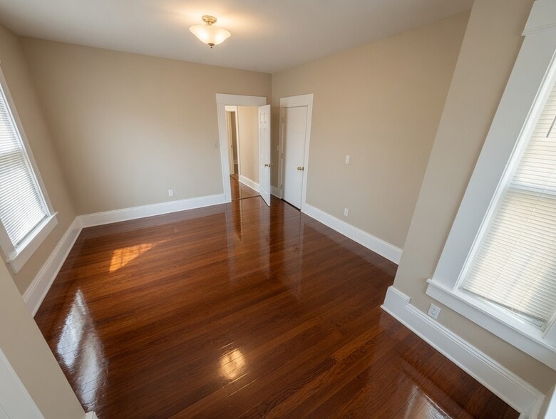Room 1 - 380 Chatham St