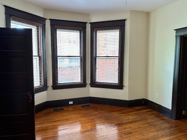 Building Photo - 1038 Hamilton Blvd