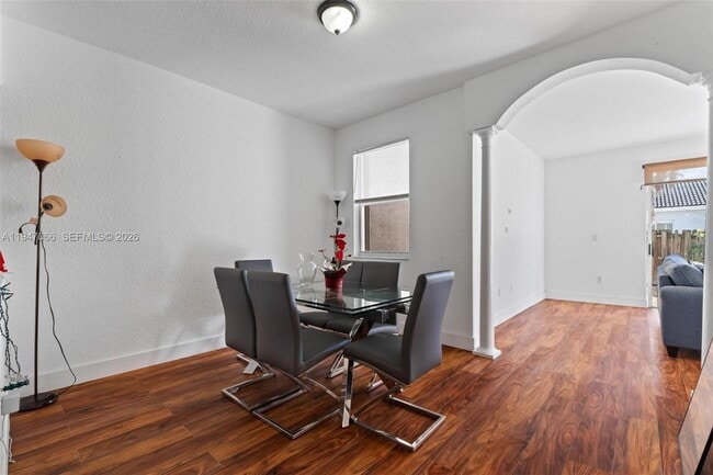 Building Photo - 836 SW 154th Path