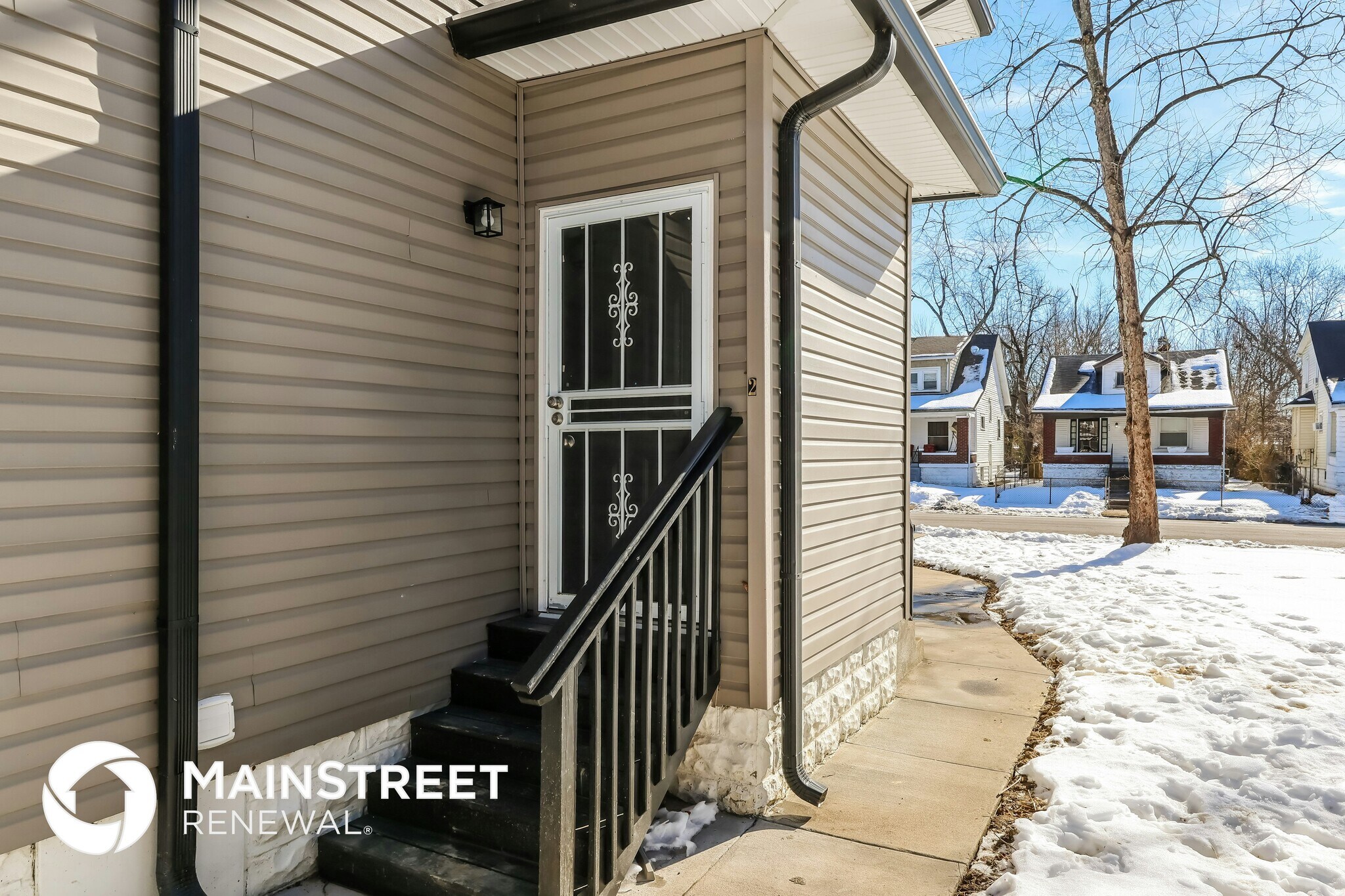 Building Photo - 3819 River Park Dr