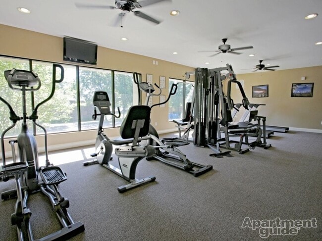 Building Photo - BG0218