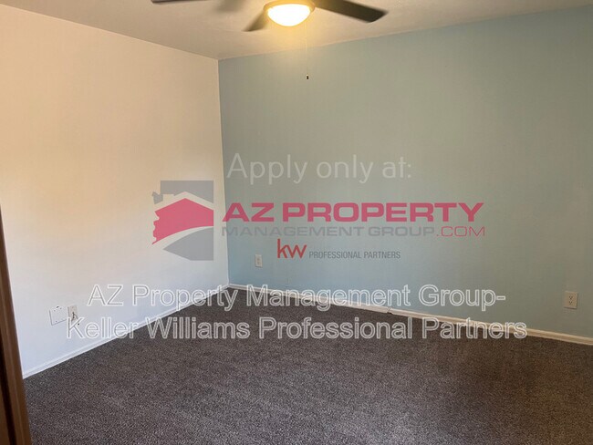 Building Photo - 5431 W Cochise Dr