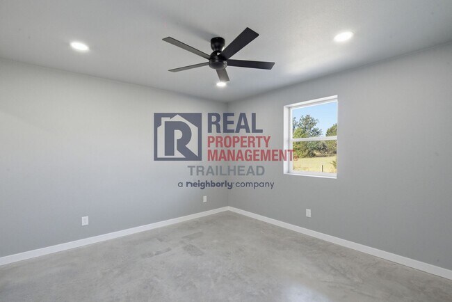 Building Photo - 14250 Co Rd 209