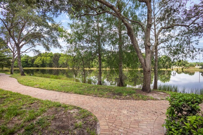 Building Photo - ** THE TIDES AT PELCIAN LANDING ** 2 BED /...