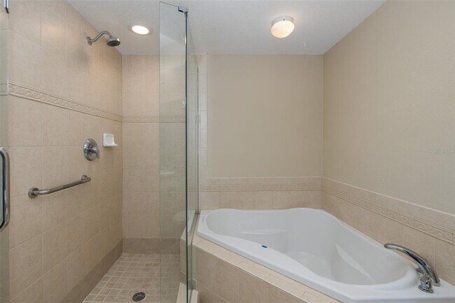 Building Photo - 4516 Seagull Dr