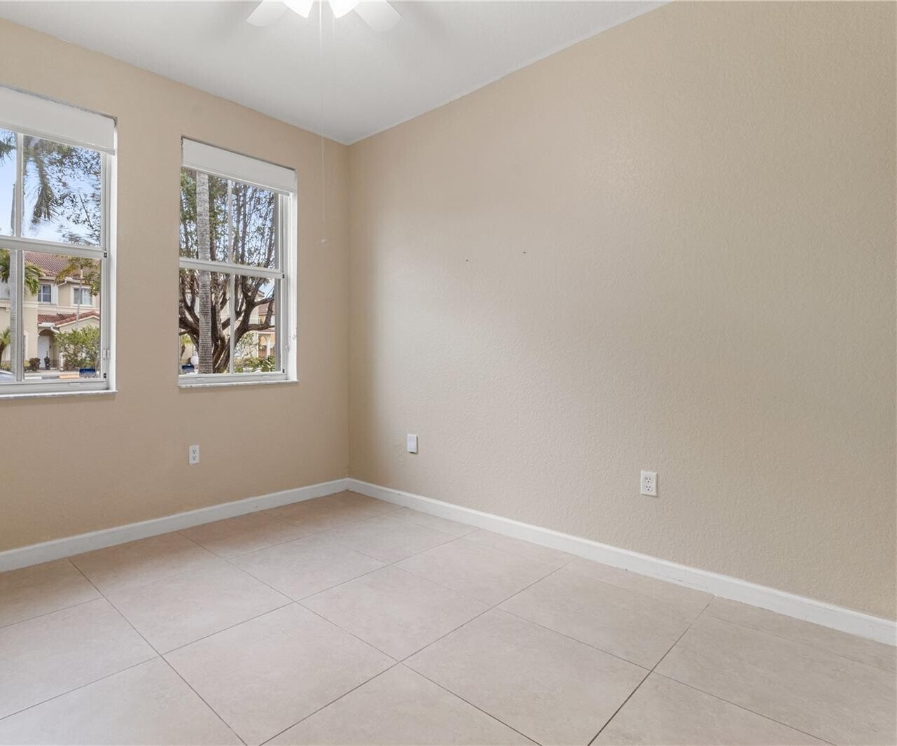 Building Photo - 8562 NW 108th Ave