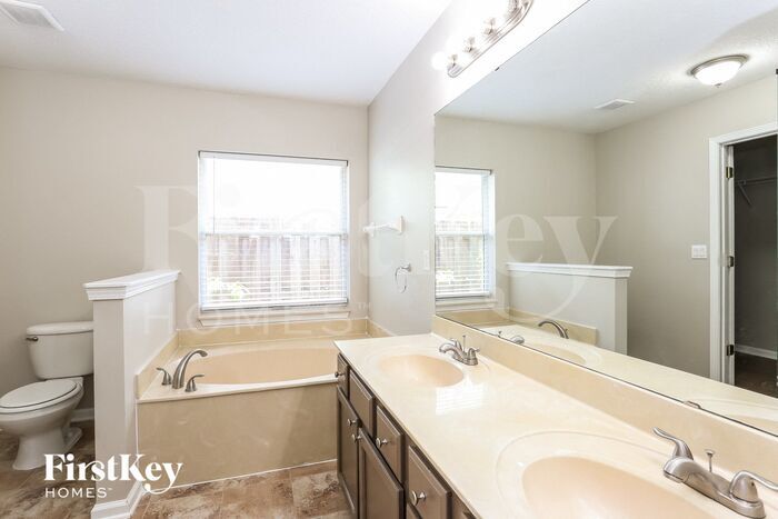 Building Photo - 3948 Ringneck Dr