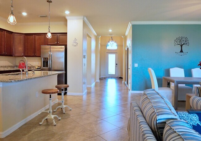 Building Photo - 12948 Broomfield Ln