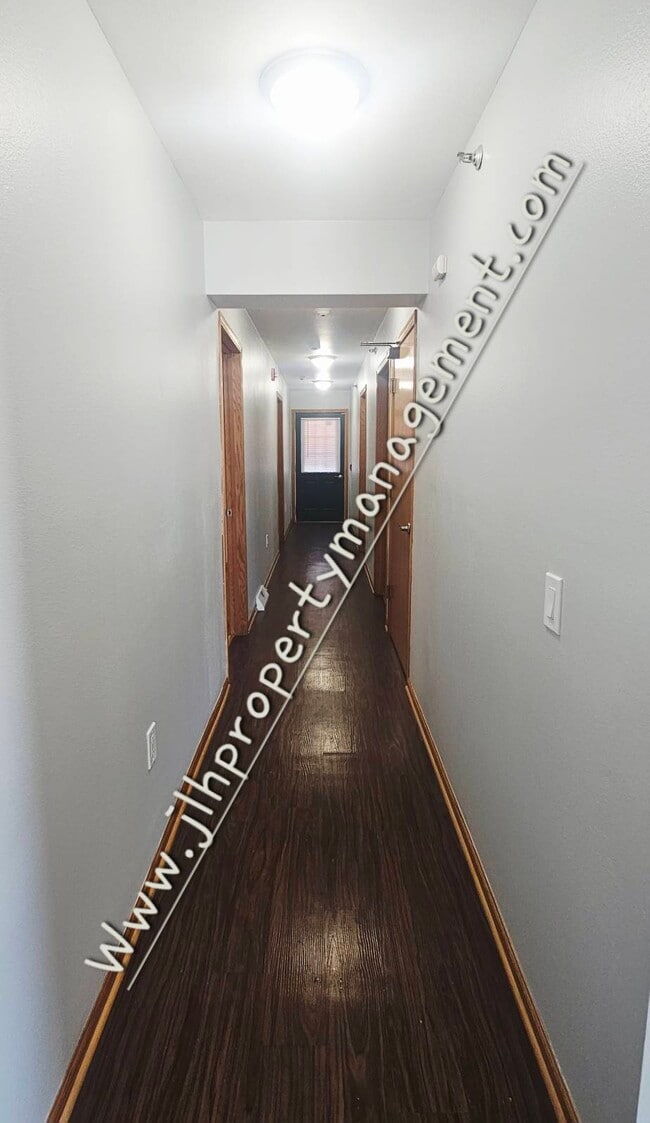 Building Photo - 1774 S Hance Dr
