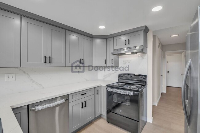 Building Photo - 4035 Egret Ct