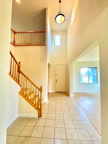 Building Photo - 1435 San Diego St