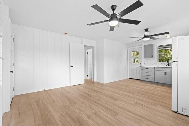 Building Photo - Available Now! Studio for rent in HPP!