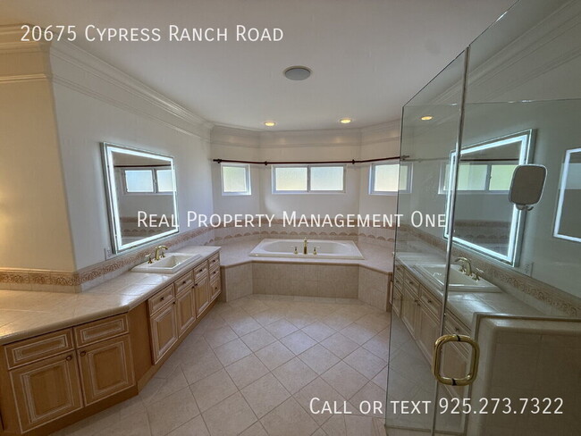 Building Photo - 20675 Cypress Ranch Rd