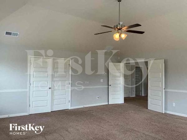 Building Photo - 165 Shenandoah Dr