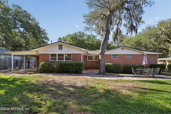 Building Photo - 1367 Riverbirch Ln