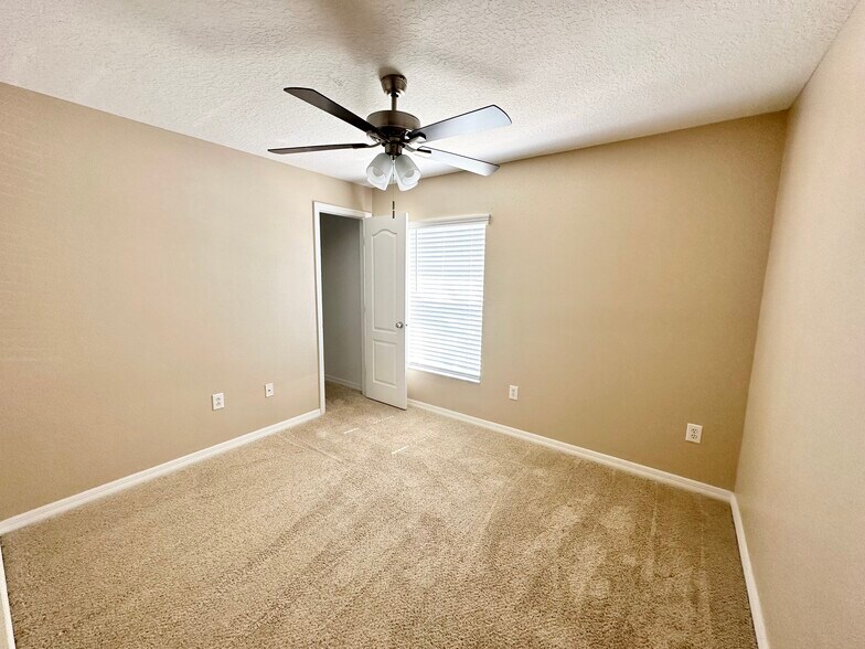 Building Photo - 4244 Birch Pond Loop