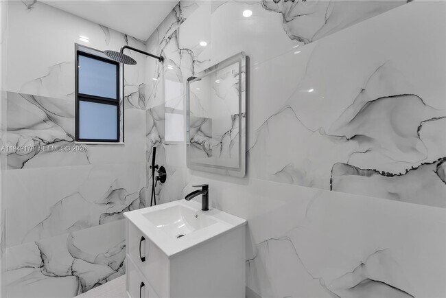 Building Photo - 889 NW 102nd St