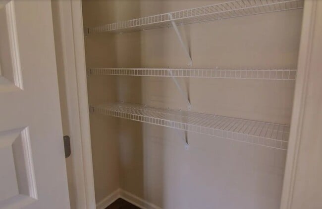 Building Photo - 6130 Mahogany Ter