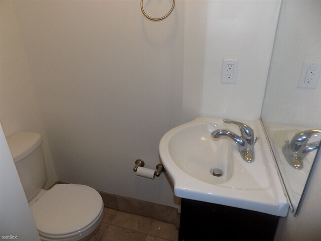 Building Photo - 1210 N Calvert St