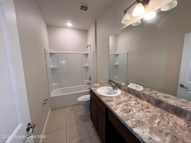 Building Photo - 774 Alfonso Ave SE