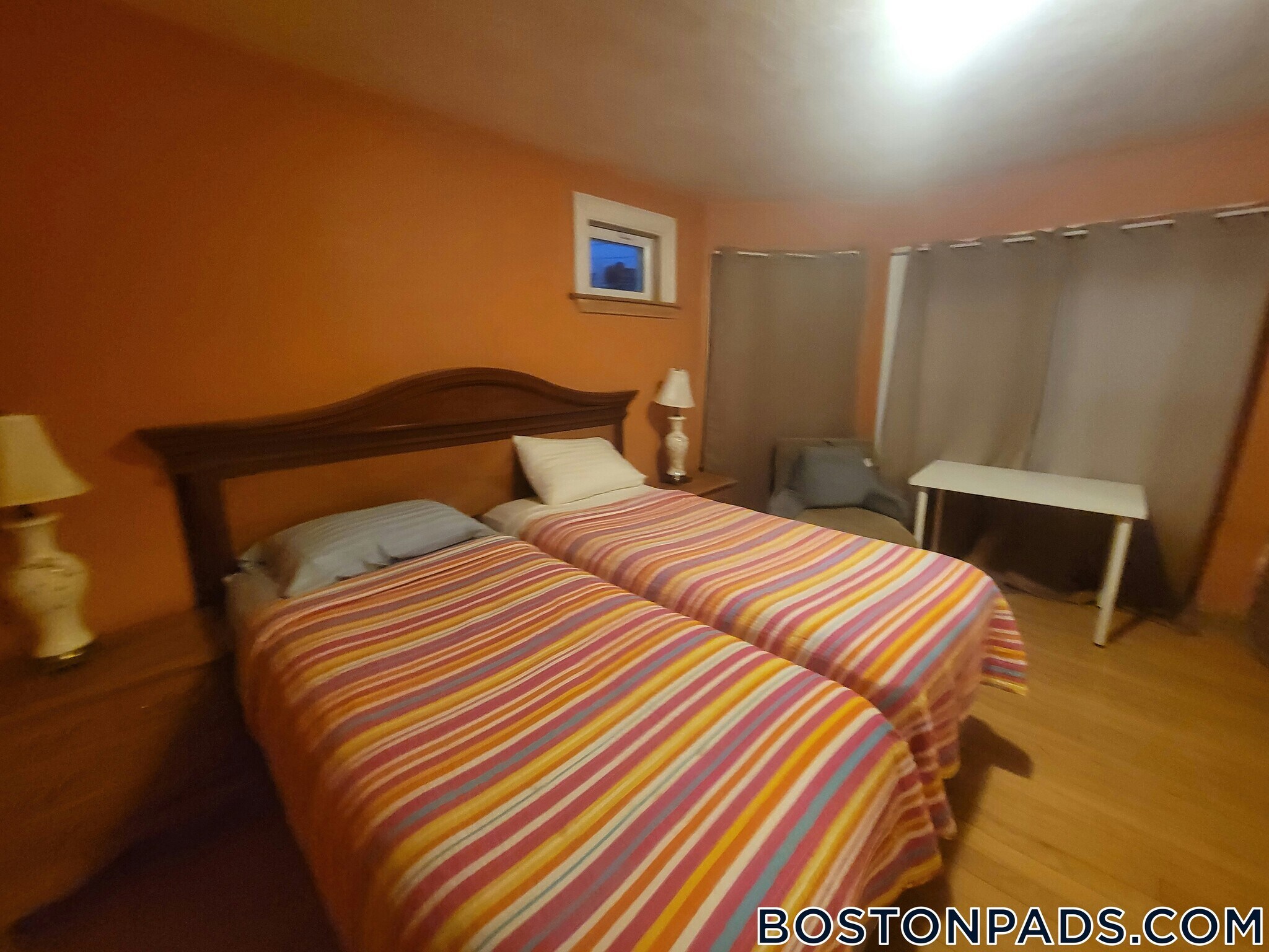 Building Photo - 17 Holman St