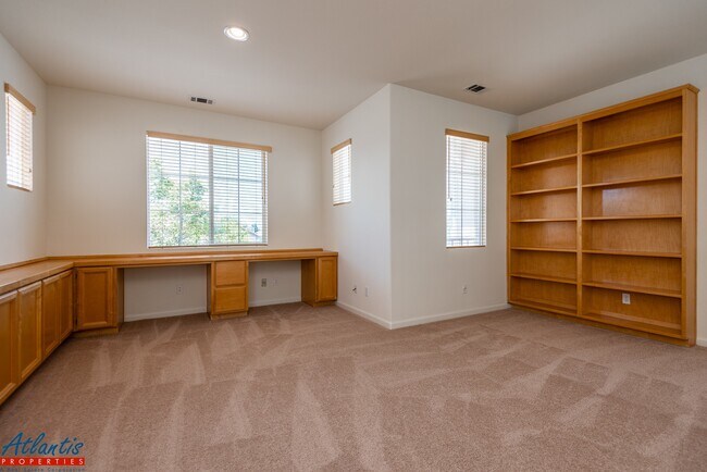 Building Photo - 3526 Casabella Ct