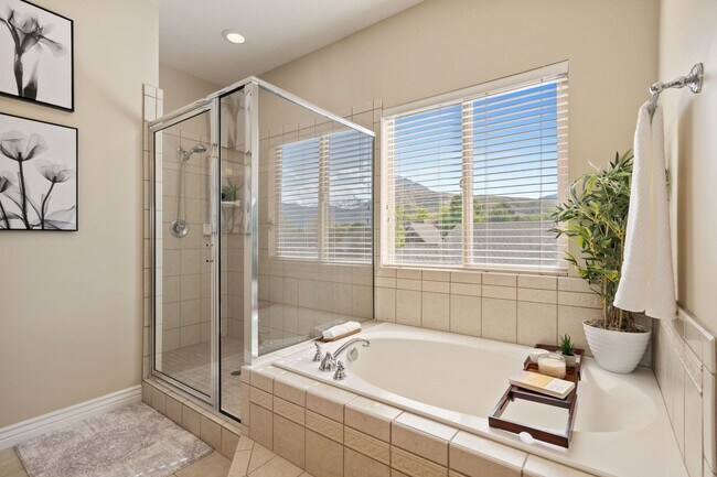 Building Photo - Executive Furnished Home For Rent In Orem!