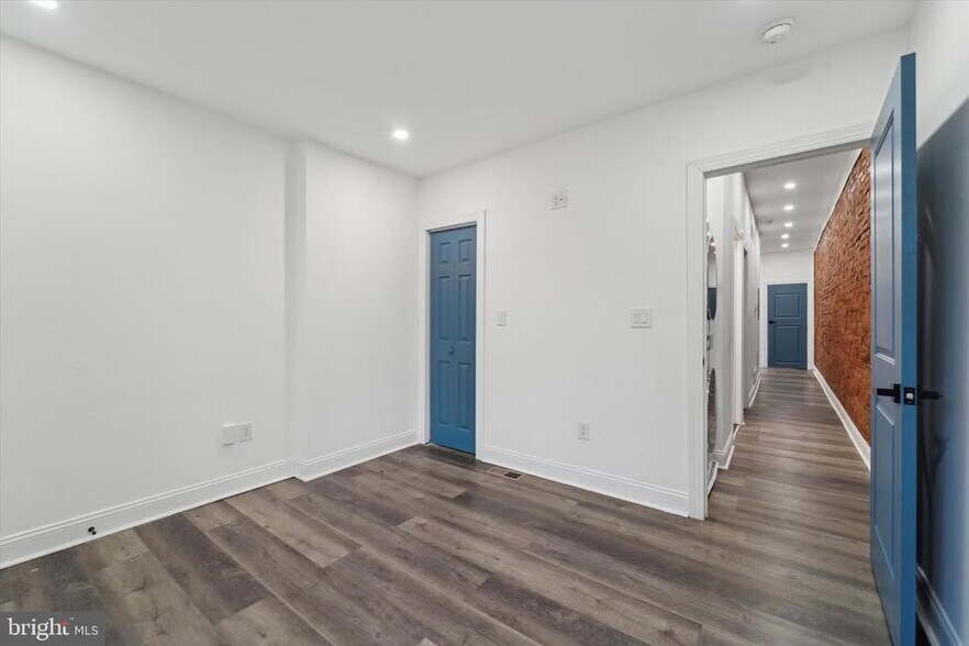 Building Photo - 3660 N Marvine St