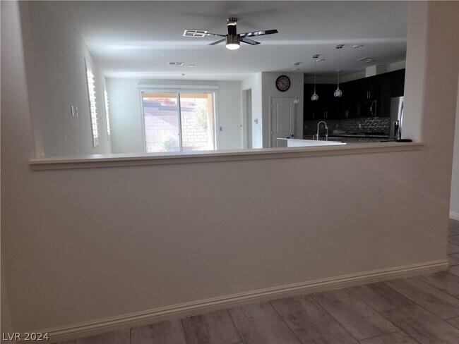 Building Photo - 9149 Cocowoods Pl