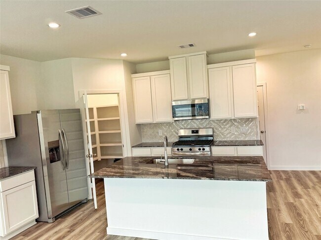 Building Photo - 2814 Lisburn Ter Ln