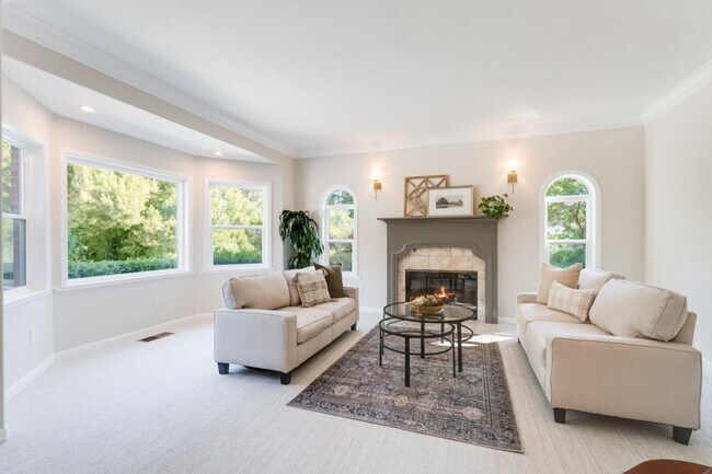 Building Photo - 5br/4ba Home - Luxury Country Living Minutes to Capitola & Soquel Village