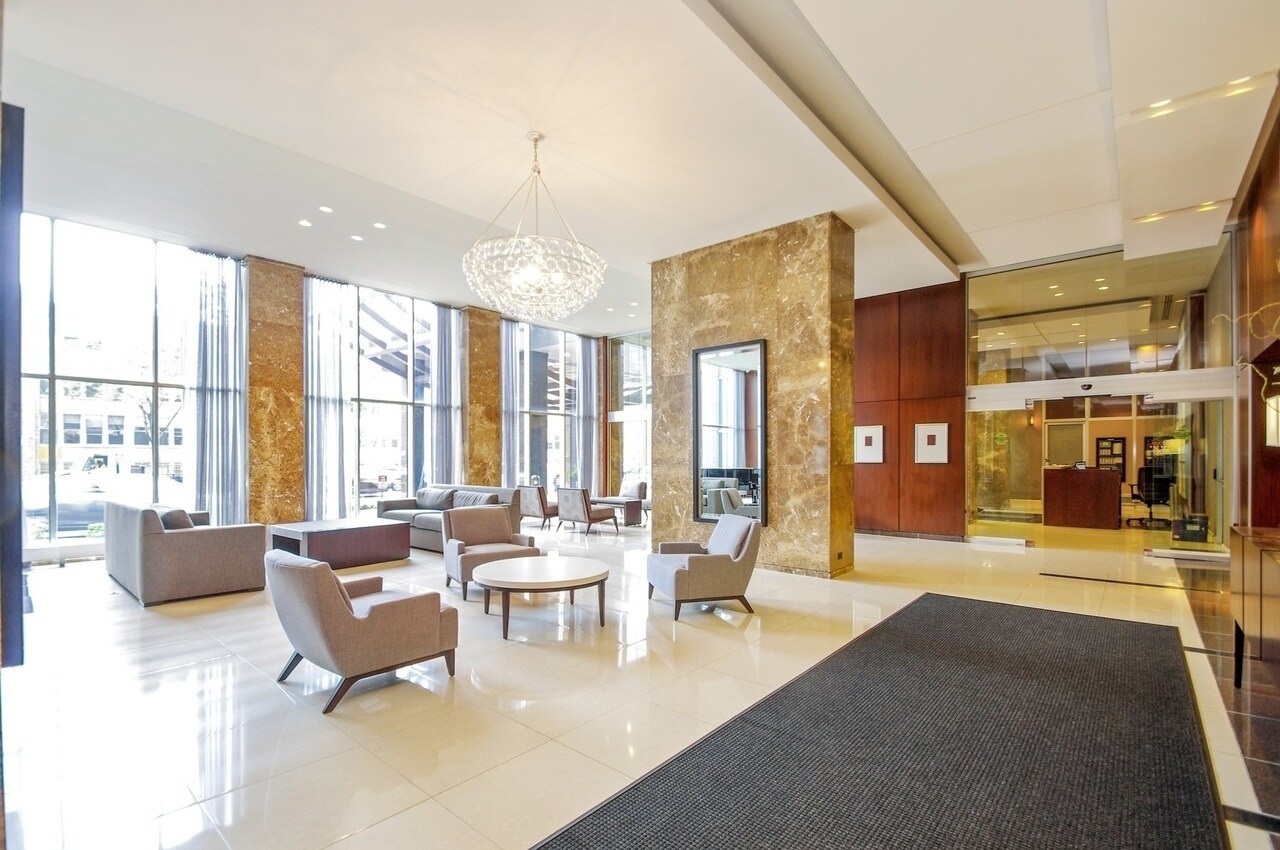 Building Photo - 655 W Irving Park Rd