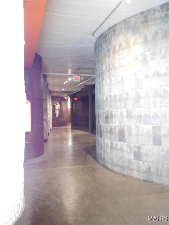 Building Photo - 701 N 15th St