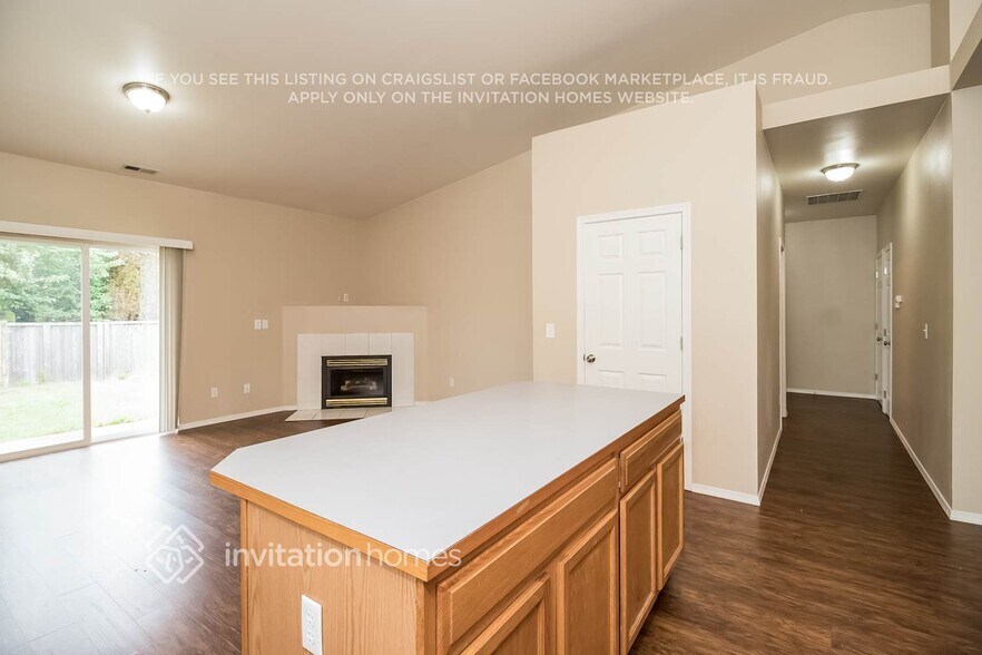 Building Photo - 8307 204th St Ct E