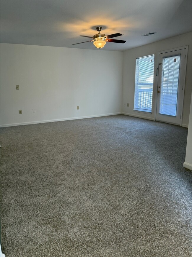 Building Photo - 14 Hamiltons Bay Ct