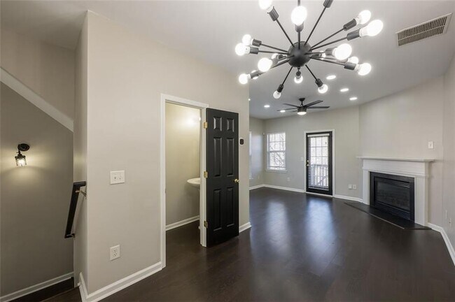 Building Photo - 3177 Mill Springs Cir NE