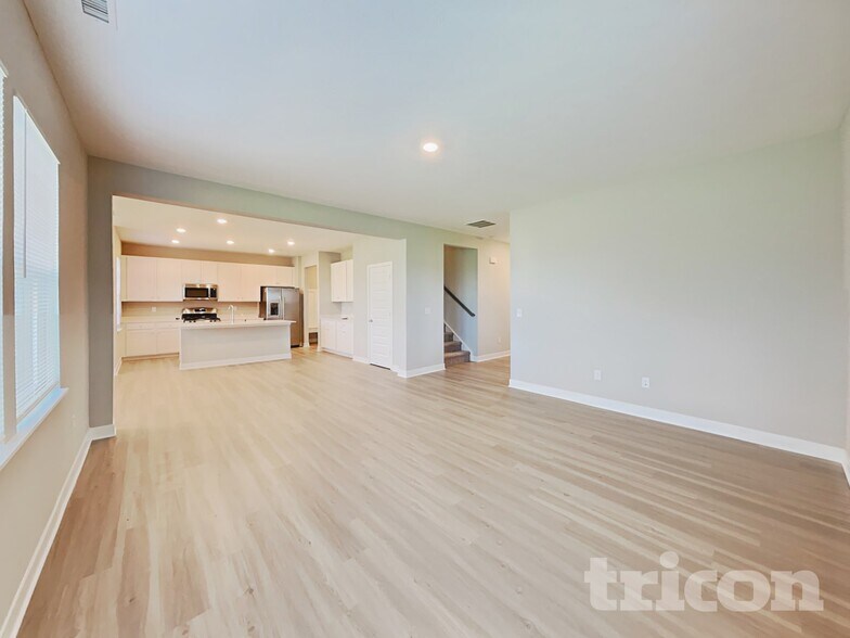 Building Photo - 4740 W Mineral Ln