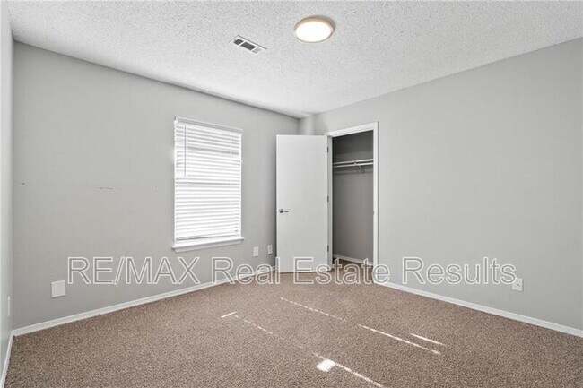 Building Photo - 3468 Harvard St
