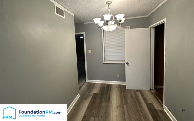 Building Photo - 3767 Philsdale Ave