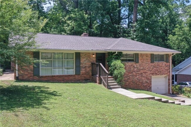 Building Photo - 1112 Franklin Cir NE