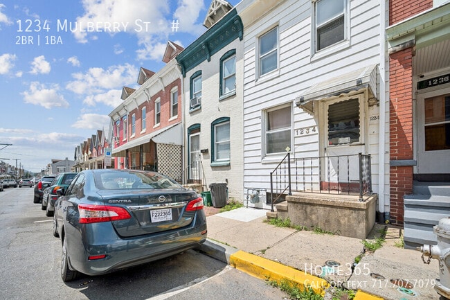 Building Photo - 1234 Mulberry St