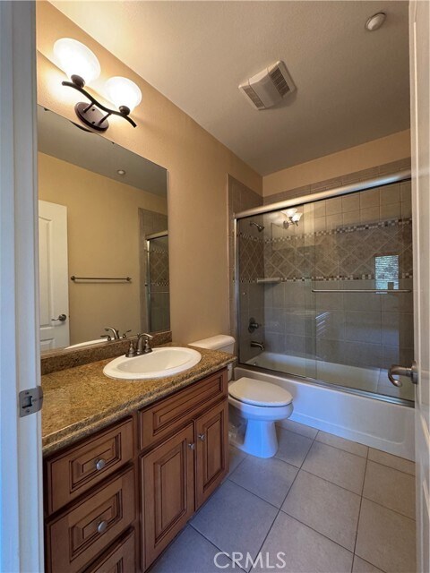 Building Photo - 88 N Roosevelt Ave