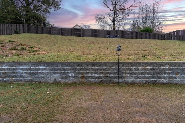 Building Photo - Millbrook Rental!