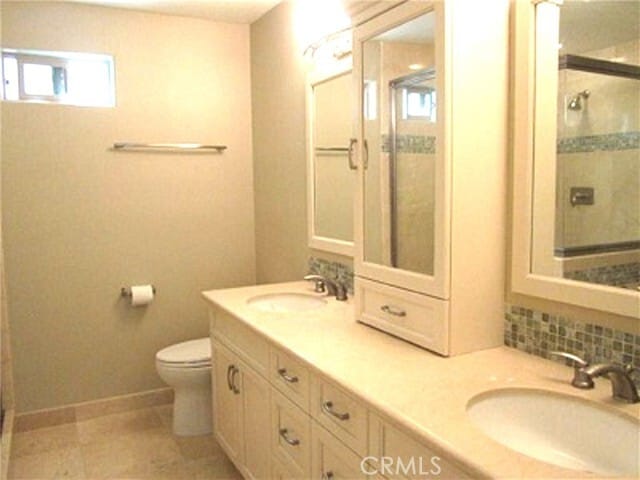 Building Photo - 4008 Ocean Dr