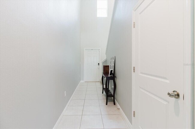 Building Photo - 17156 Yellow Pine St