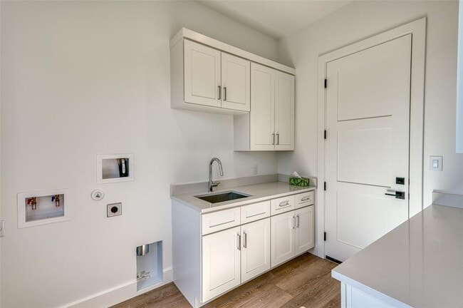 Building Photo - 8621 Nina Ln