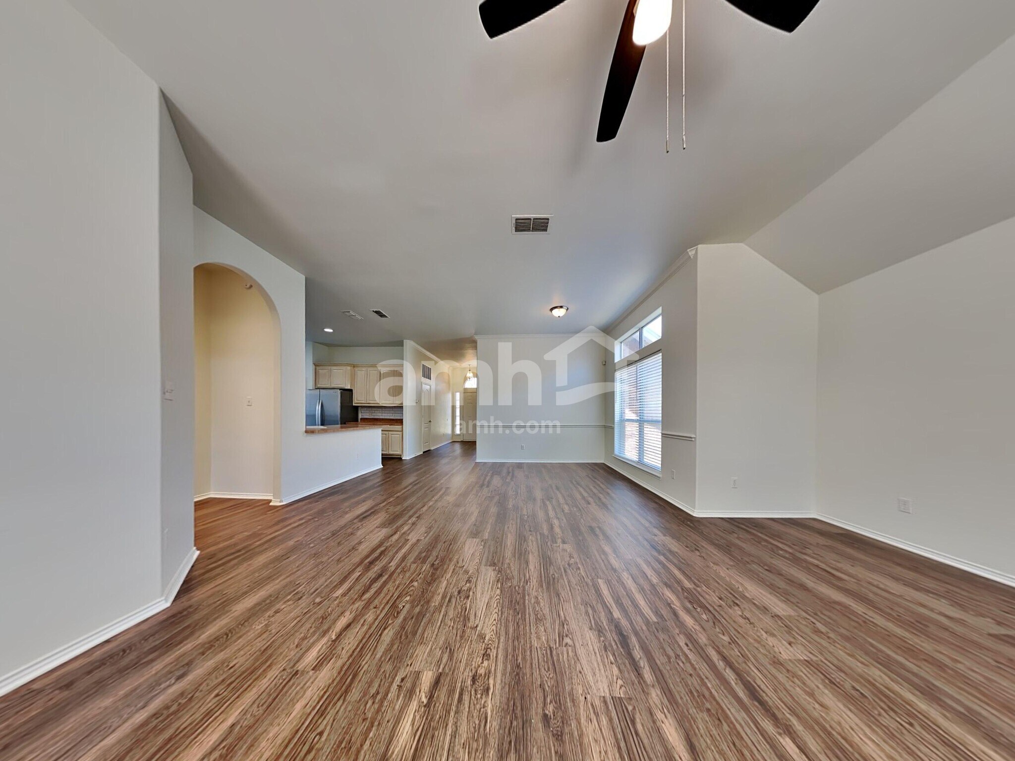 Building Photo - 9020 Saranac Trl