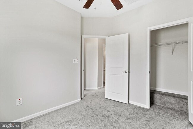 Building Photo - 7610 Golden Slumber Ln